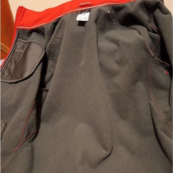 Nike red softshell jacket women's size L - Picture 4 of 8